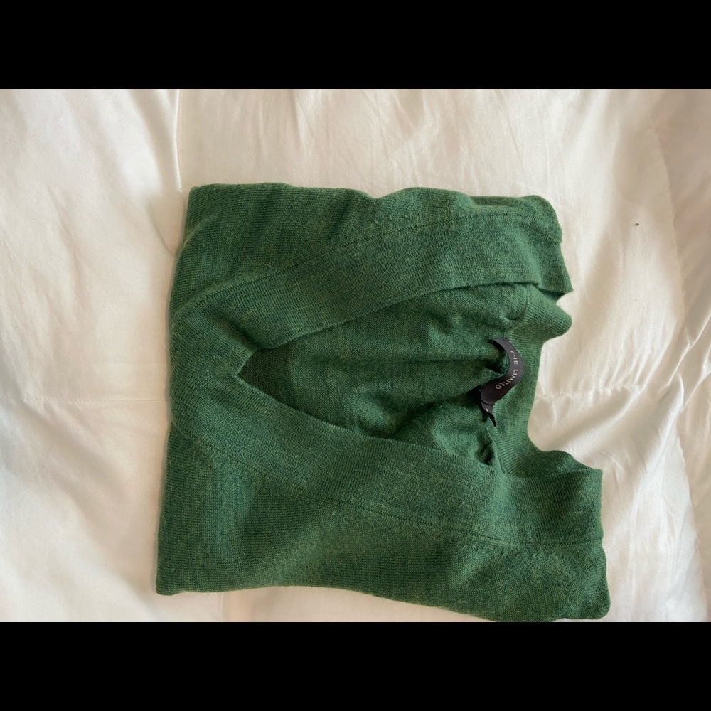 Women’s sweater